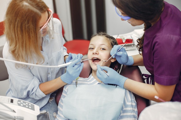 kids dentist in Airdrie