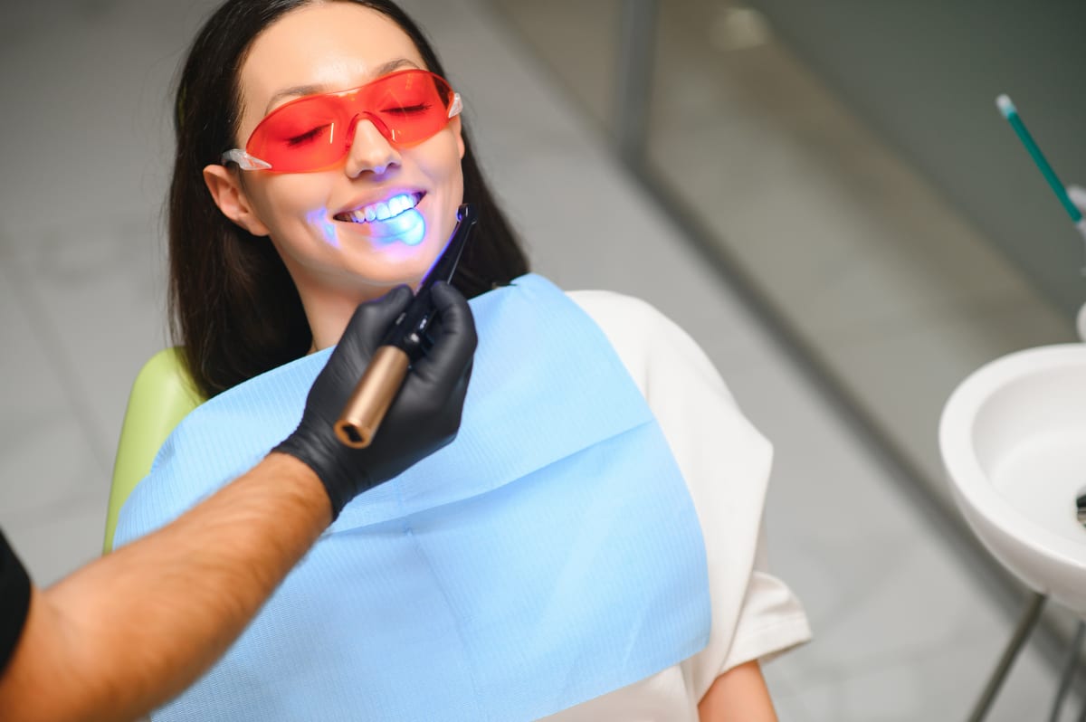 Teeth Whitening in Airdrie